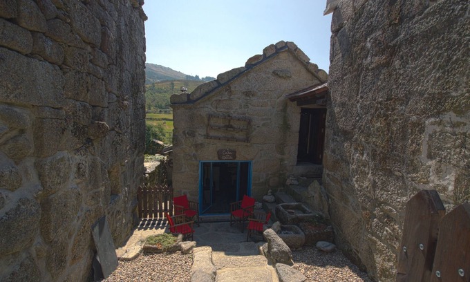 Mondim de Basto Haus | Haus der Stufe (Bobal, Naturpark von Alvão)