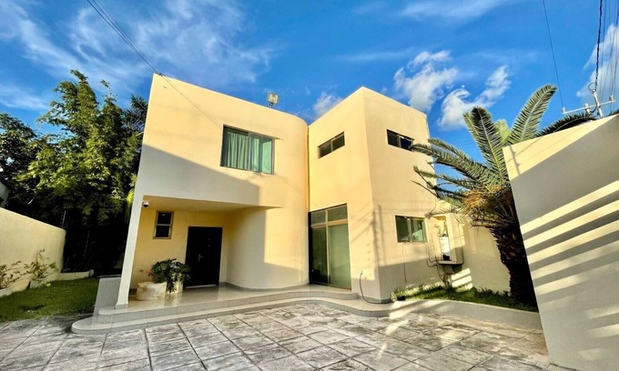 Cancun Haus | HOUSE WITH LARGE SPACES