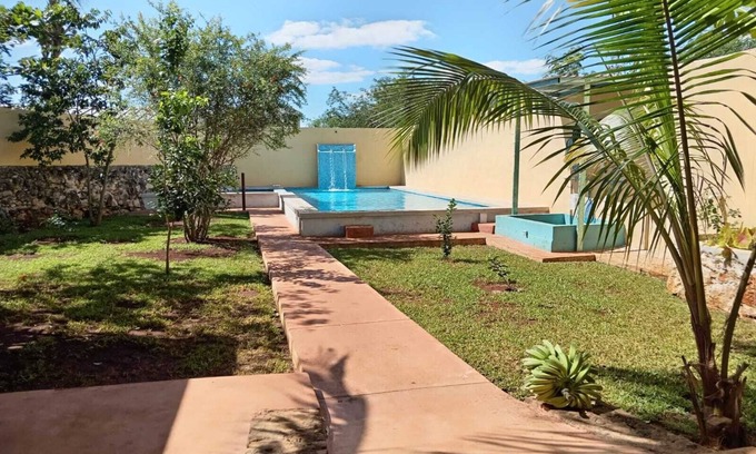 Kanasin Haus | House with pool