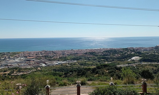 Pineda de Mar Haus | House with salt water pool and sea views