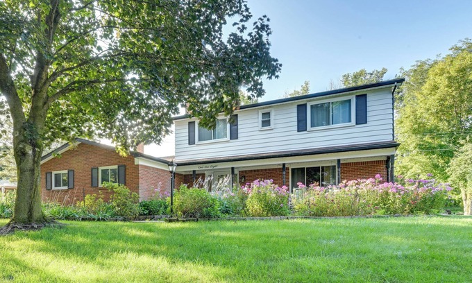 Howell Haus | Howell Hideaway w/ Fireplace < 3 Mi to Town!