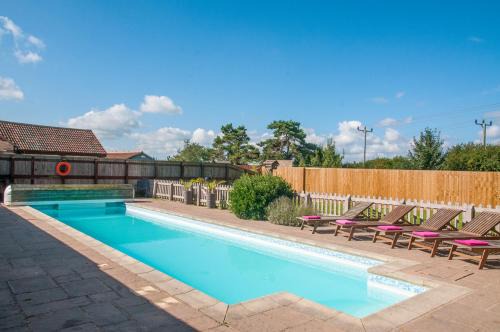 Upton Cheyney Haus | Hudson house