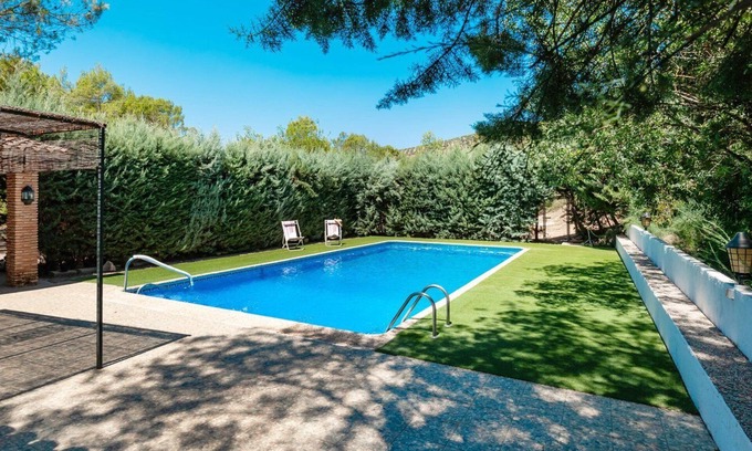 Villacarrillo Villa | Huerta José Miguel Mogón by Ruralidays