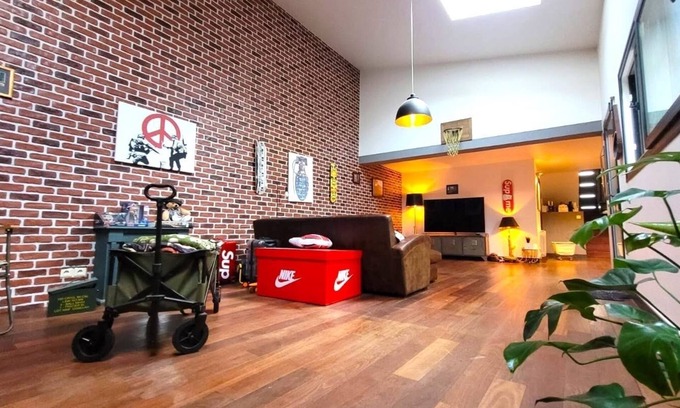 Plateau - Mont-Valerien Haus | Huge loft 10 minutes from Paris