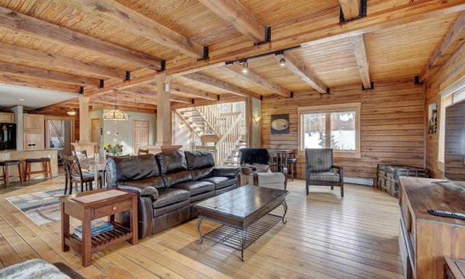 Nederland Kabine | Huge Log Home on Private Land in the Rockies