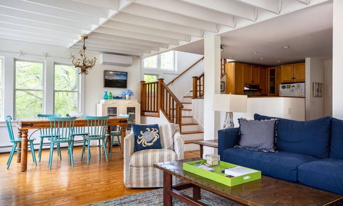 West Tisbury Haus | Humble Abode - Charmantes Cottage in der Nähe von Long Point Beach.