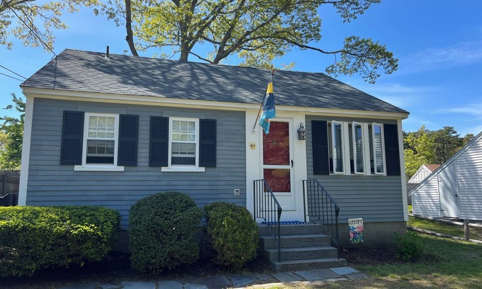 Dennis Port Haus | Hundred Summer Days on the Cape!