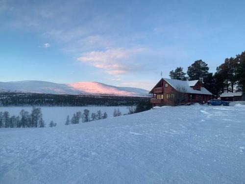 Soemaadalen Haus | Huset Utsikten på Langsjøvolden gård