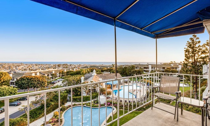 Santa Ana Heights Wohnung | I Only Have Eyes for You