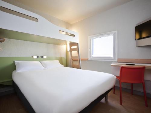 Pontault-Combault Hotel | ibis budget Pontault Combault RN4 Marne La Vallée