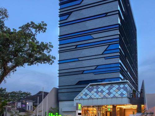 Medan Hotel | ibis Styles Medan Pattimura