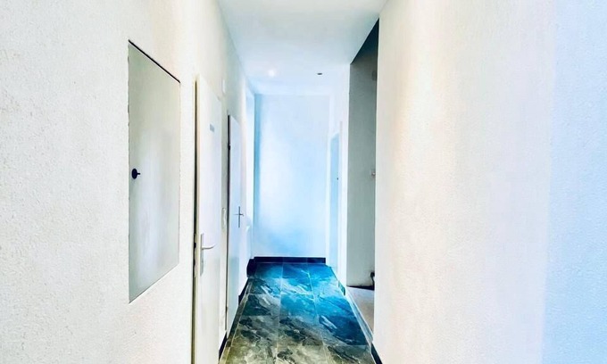 Grinzing Wohnung | Ideal 3BR for 6 15 Min to Stammersdorf
