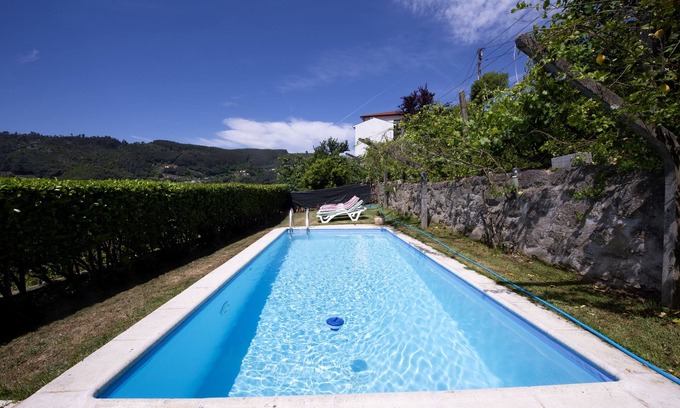 Baiao Hütte | Villa ideal für Gruppen / Pool, Grill