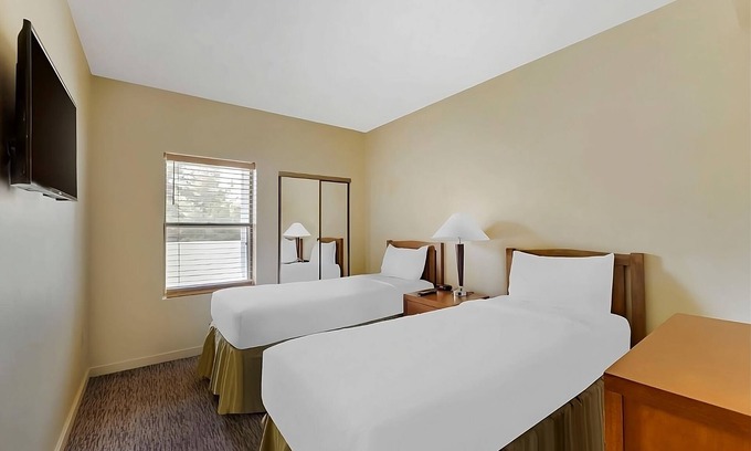 Enterprise Hotel | Ideal Resort Proximity Units:2 Homely Units Near Las Vegas Strip!Free Parking