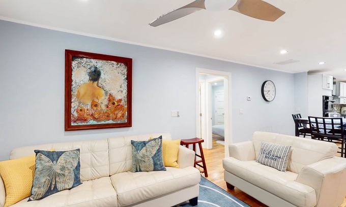 Reynoldstown Haus | Ideally located home with a large yard, bikes, board games & AC - dog-friendly