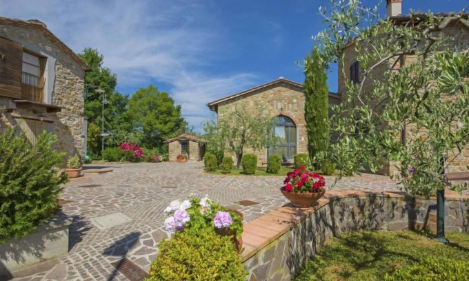 Montecarelli Wohnung | Il Borghetto by Interhome