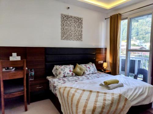 Tapovan Wohnung | Ima Ganga Hotel - Aesthetic, Quite Mountain View Rooms with netflix, free airport pickup for 7 or more nights booking