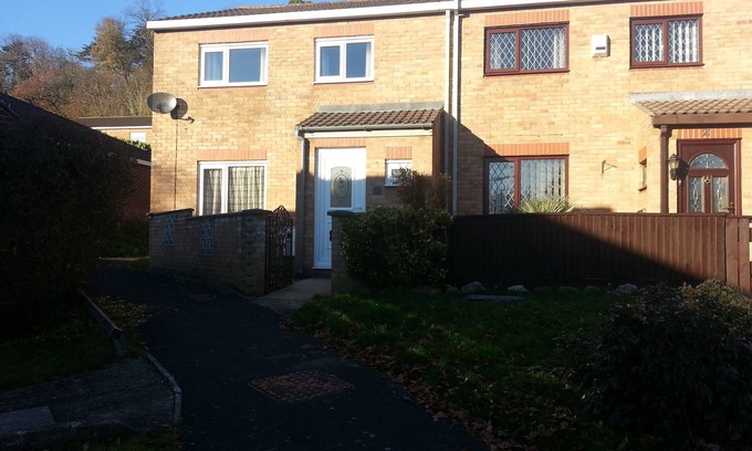 Severn Beach Haus | Immaculate 3-Bed House in Bristol with fast wifi