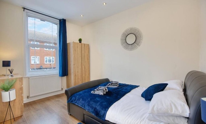 Bridgwater Haus | Immaculate City Centre - HPC links - 5☆ - Parking