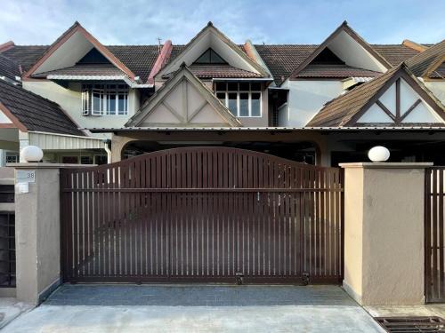 Kampung Sungai Nibong Haus | Inap by KF