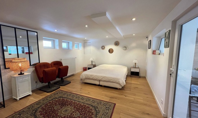 Aulnay-sous-Bois Eigentumswohnung | Independent studio with garden and jacuzzi