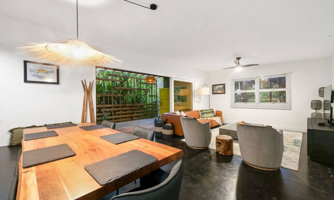 Annerley Haus | Inner City Oasis