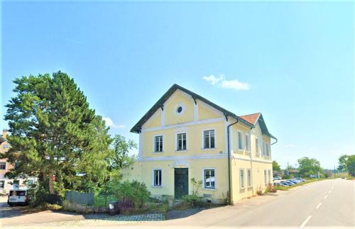 Hadersdorf-Kammern Wohnung | Intimate Studios Hadersdorf