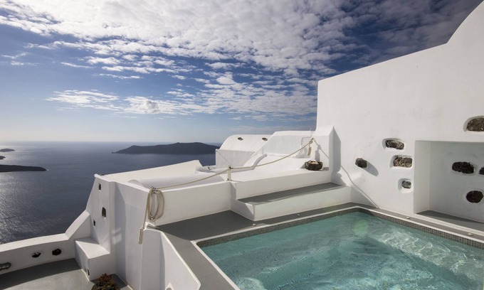 Imerovigli Haus | Irida Santorini