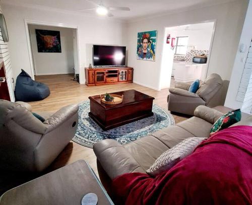 Canowindra Haus | Isabel's on Rodd - Your country escape.