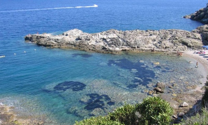 Capo D'arco Haus | Isola D Elba Capo D Arc: Isola d 'Elba - Villa auf der Landzunge zwischen Blumen und Parfums