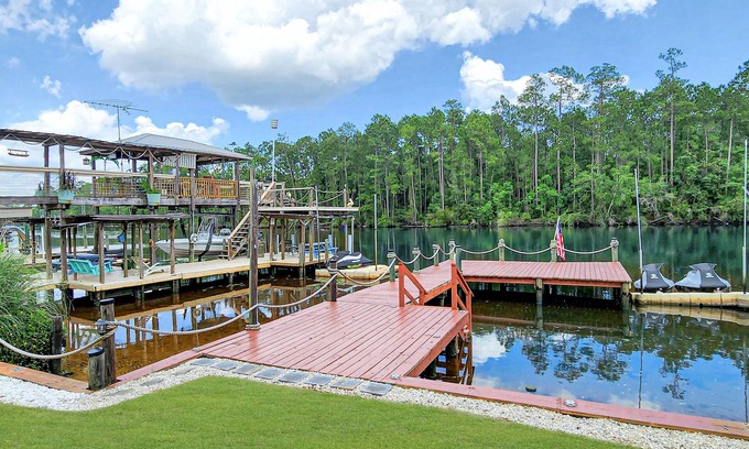 Kiln Haus | It's 5'O-Clock Here on the Dock!! Grill, Chill, Fish, boat, and make memories!!