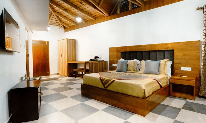Nainital Haus | jüSTa Lake View Residences, Nainital