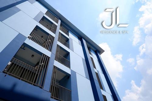 Bang Khae Nuea Wohnung | J & L Residence and Spa
