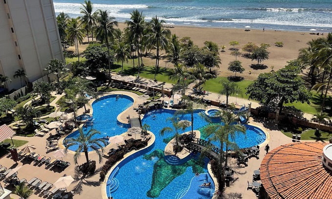 Barrio Los Faroles Eigentumswohnung | Oceanfront Luxury Studio # 1119 im Croc's Resort Spa und Casino