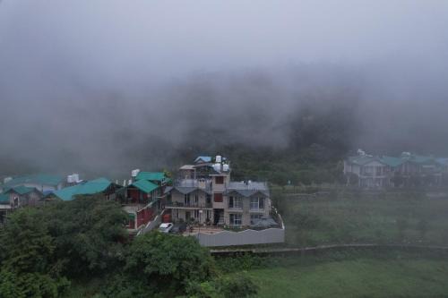 Amritpur Haus | Jags-N-Kals