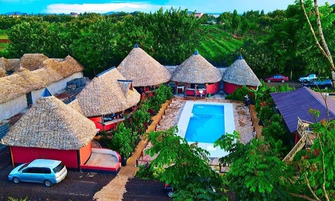 Emali Hotel | JAMBO AFRIKA GETAWAY RESORT