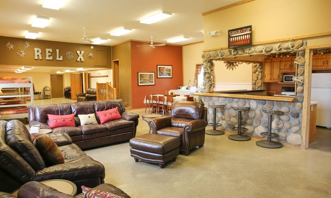 Benson County Kabine | Jan's RV Park and Lodge near Devil's Lake