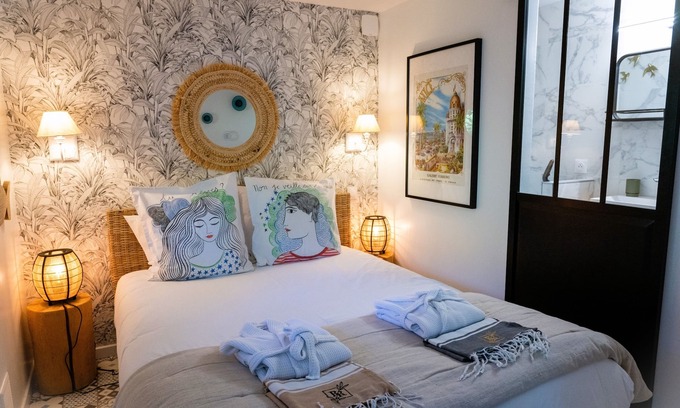 Le Bar-sur-Loup Wohnung | Apartment-Exklusiv-Nasszelle-Blick auf die Landschaft-Meublé Tourisme 3*