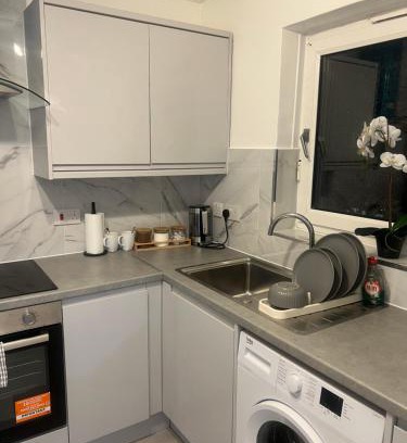 Dagenham Wohnung | Jay3 Suites - Modern, Spacious & Charming One Bedroom Apartment in Dagenham