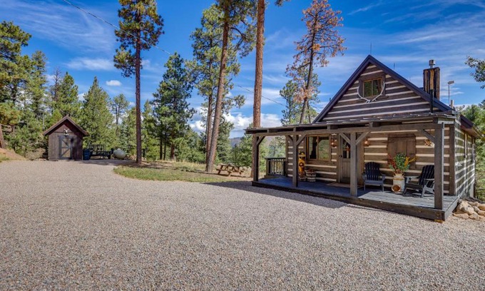 Jemez Springs Haus | Jemez Springs Cabin with Stunning Mtn Views!
