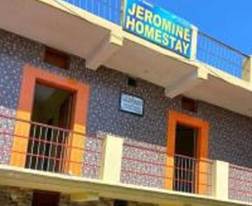 Sirala Haus | Jeromine Homestay By StayApart