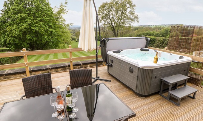 Dronfield Haus | Jesmond Dene, UNSTONE