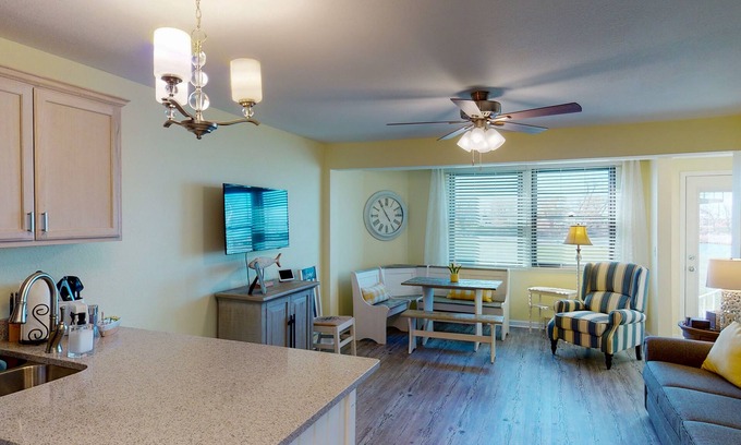 Oak Harbor Eigentumswohnung | Jo's Hideaway, perfekt für Liebhaber, Fischer und Vogelbeobachter des Eriesees! 4 Schlafplätze