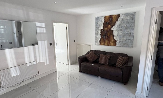 Cheetham Hill Haus | Joel’s place is in the heart of Manchester close to Everywhere 8mins drive to