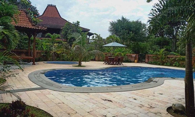 Semarang Villa | Joglo Java