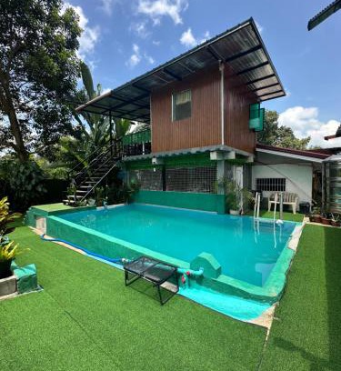 Claveria Wohnung | John and Agnes Nicol