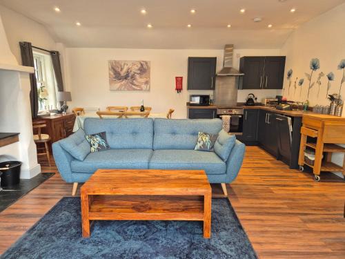 Wedmore Haus | John's Cottage