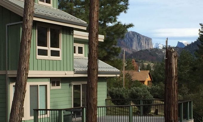 Foresta Haus | Johnson Family Yosemite Cabin - Zentral im Nationalpark gelegen