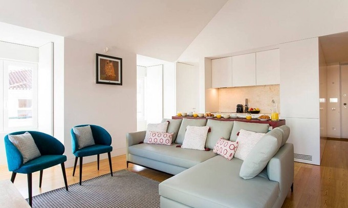 Chiado Wohnung | Downtown Duplex Deluxe Apartment | RentExperience