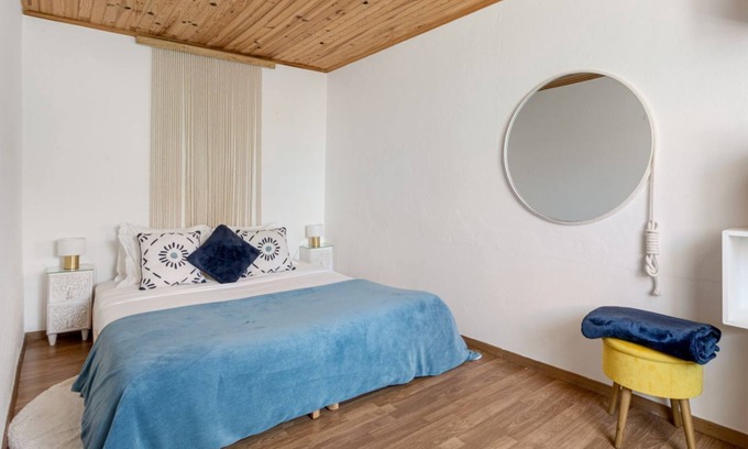 Monserrate Haus | JOIVY Superb flat near Colares